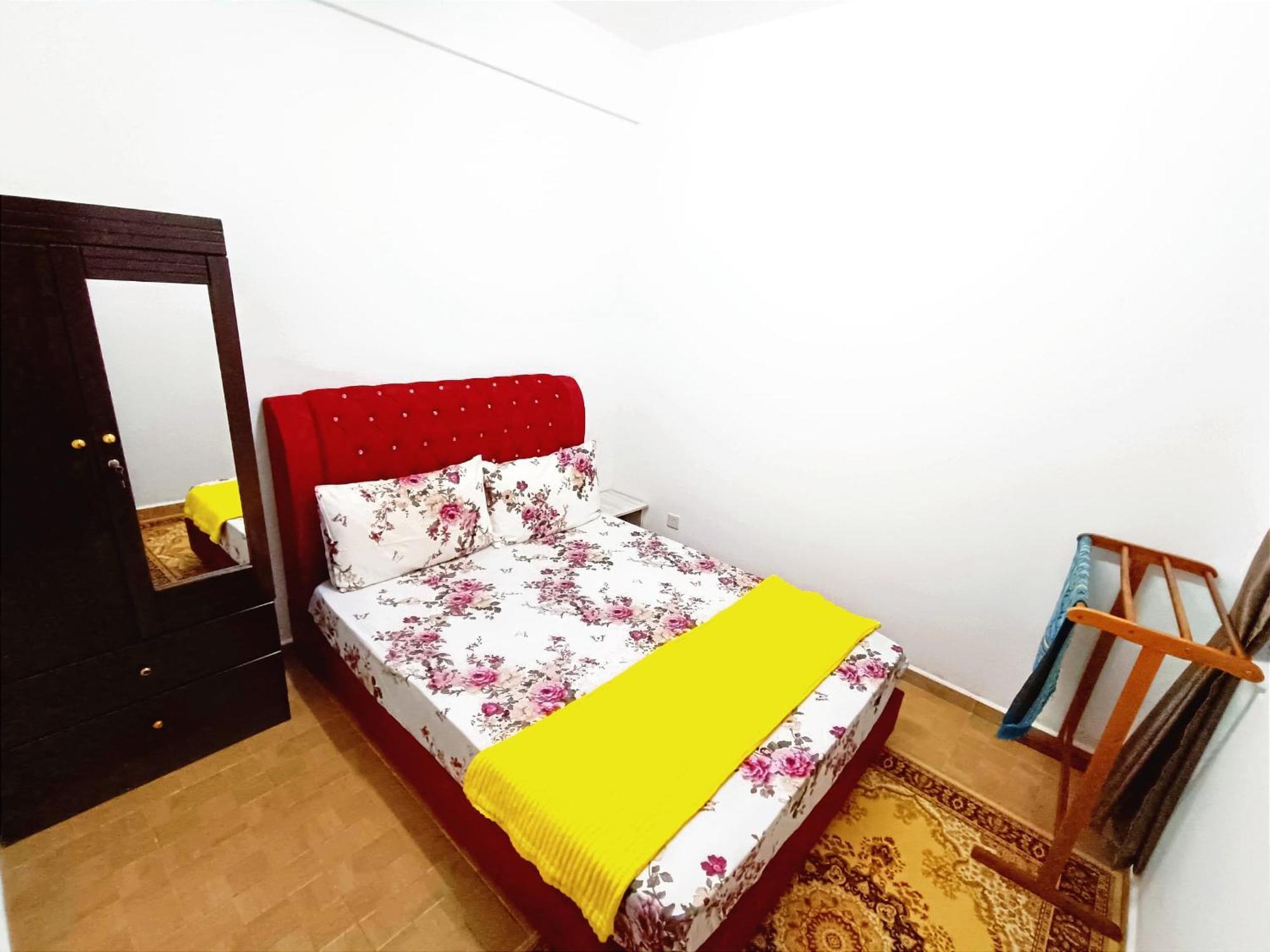 D'Luna Homestay Terengganu Sea View / Drawbrige View / Near Hsnz, Ktcc, Drawbrige クアラ・トレンガヌ エクステリア 写真