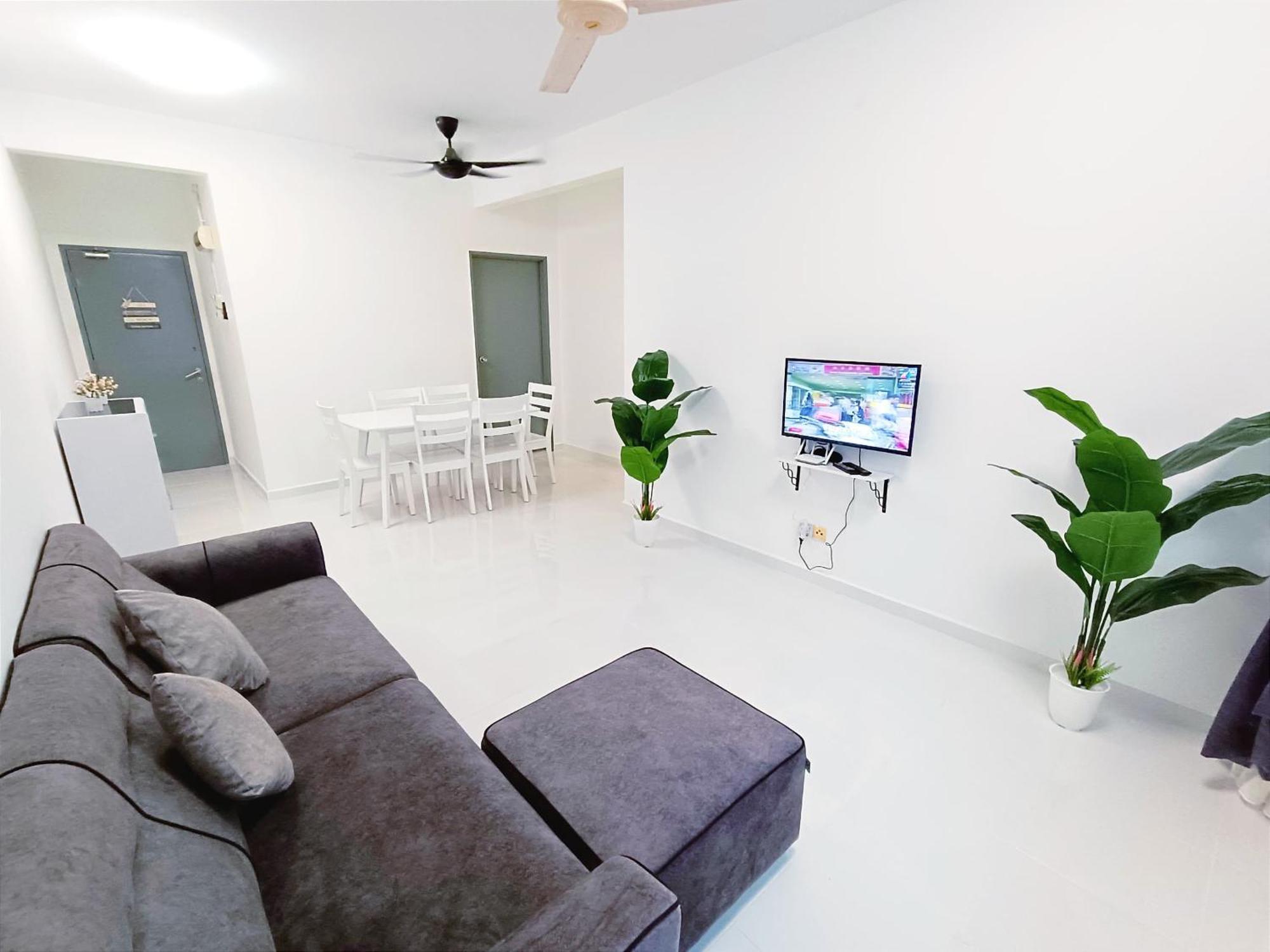 D'Luna Homestay Terengganu Sea View / Drawbrige View / Near Hsnz, Ktcc, Drawbrige クアラ・トレンガヌ エクステリア 写真