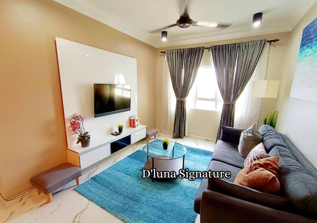 D'Luna Homestay Terengganu Sea View / Drawbrige View / Near Hsnz, Ktcc, Drawbrige クアラ・トレンガヌ エクステリア 写真